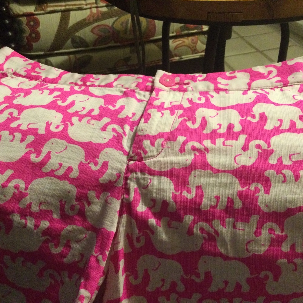 Lilly Pulitzer “tusk”  Buttercup shorts. Size. 10